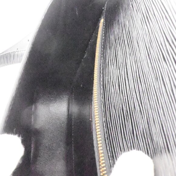 LOUIS VUITTON LV Saint Cloud GM Shoulder Bag Epi Leather Black 36EE089 - Picture 12 of 15